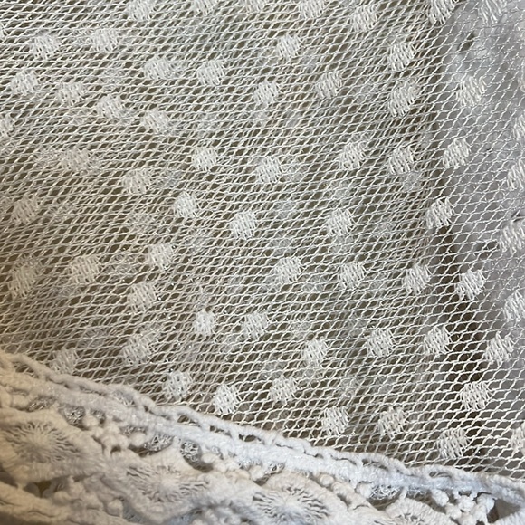 Est. 1946 Eyelet Pullover Top Lace Cape Sleeve White Round Neck XL - Picture 3 of 10